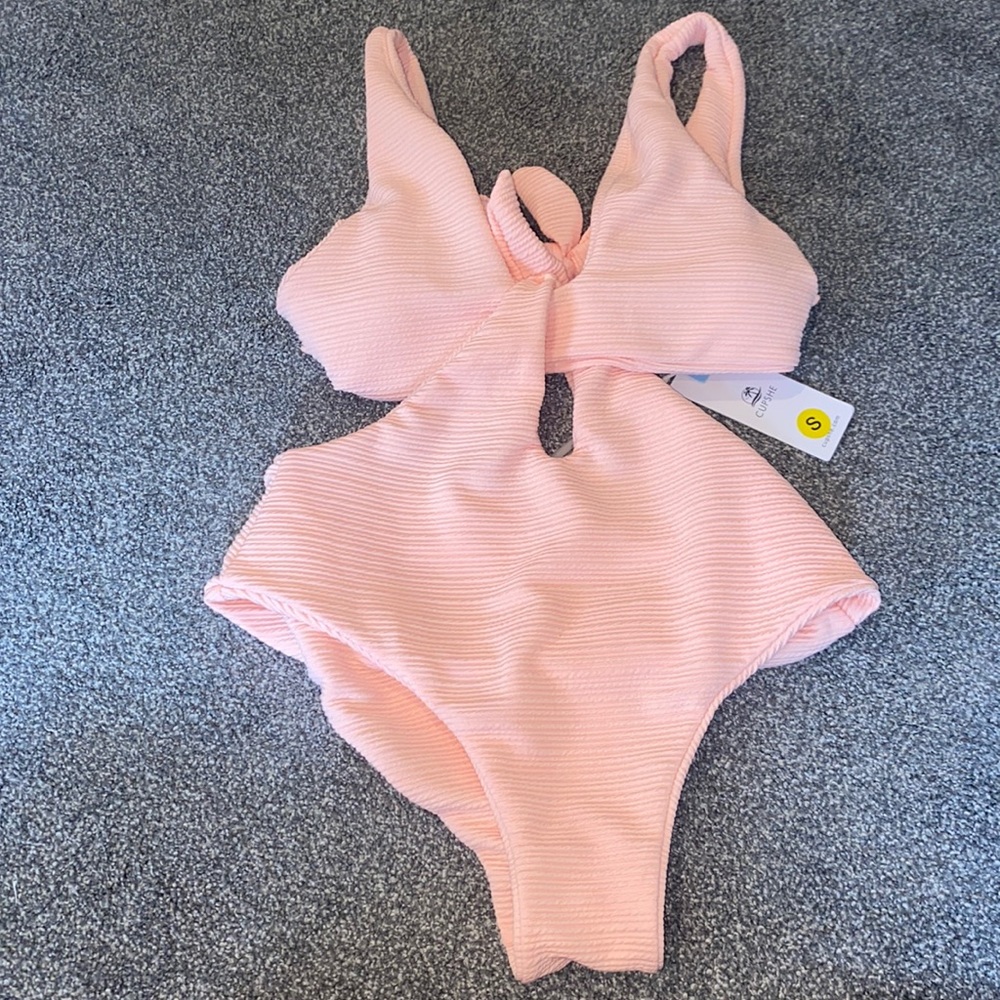 CUPSHE One Piece Swimsuit